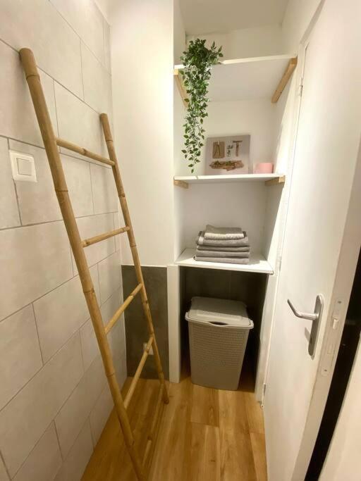 Chez Camille Et David Apartment Sorgues Ngoại thất bức ảnh